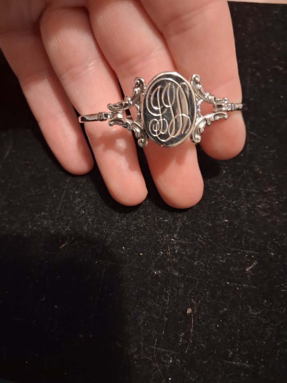 Vintage Avon Locket bangle bracelet